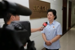 广东省法院党组成员、执行局局长许佩华现场答记者问 - 新浪广东