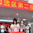 选民在市党群口选区第二投票站投票。（钟小丰 摄） - Meizhou.Cn