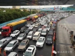 国庆首日乐广高速和京珠北车流总量超过10万辆次 - 新浪广东