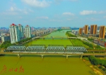 石龙火车站铁路桥。广州日报记者 卢政 摄 - News.Timedg.Com