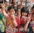 梅县区畲江镇中心小学学生开心地喝着学生奶。（高讯　摄） - Meizhou.Cn