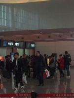 兰州中川国际机场跑道道面破损 机场暂时关闭 - News.21cn.Com