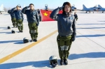 余旭战友:她是空中花木兰 在部队办报当过主编 - Meizhou.Cn