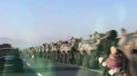缅北战火持续：解放军大批装甲车现身中缅边境 - Meizhou.Cn