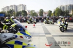 东莞上万名市民和交警零距离互动 市民体验酒驾眼镜 - News.Timedg.Com