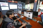 本报全媒体中控室投入运行。（高讯　摄） - Meizhou.Cn