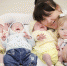 英母亲11个月内生四个宝宝 分娩两月后再怀三胞胎 - News.Ycwb.Com