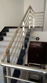 银监局白银分局职员坠亡 生前割腕楼梯窗台有血迹 - Meizhou.Cn