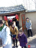 莫言旧居春节旅游火爆 家长带参加高考孩子来参观 - Meizhou.Cn