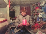 94岁老人坚持每月捐款上百元 只因"吃过苦" - News.Ycwb.Com