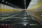 佛山东平隧道昨日6时前恢复正常使用。广州日报记者陈枫摄 - 新浪广东