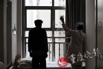 重庆老人肺癌晚期挺过8年 要把卖房钱送给主治医生 - News.Ycwb.Com