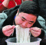 佛山高明首届绿色食材节举行“大胃王”一口气吞5斤濑粉 - 广东大洋网