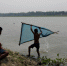 [1]（外代二线）印度捕鱼少年 - News.Ycwb.Com