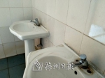 公厕水龙头已更换。（严海苑　摄） - Meizhou.Cn