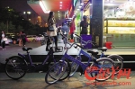 广州街头随意乱停的共享单车 - 广东大洋网