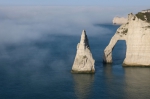 法国“象鼻山”。（图片来源：路透） - 广东电视网