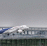 我国新一代大型喷气式客机C919在上海浦东机场成功首飞。（人民网 王初/摄） - Gd.People.Com.Cn