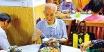 广州百余街镇开展“大配餐”服务 老人吃饭问题不用再愁 - 广东大洋网