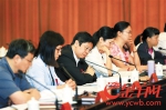 昨天，广州代表团分组审议党代会报告 - News.Ycwb.Com