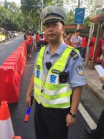 高考首日，广州交警出动路面警力2100人 - 广东电视网