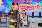 谢娜带伤录《快本》 坐轮椅彩排成“拼命三娘” - Southcn.Com