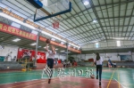 参赛选手正在进行篮球训练（吴腾江 摄） - Meizhou.Cn