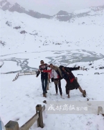 惊喜不惊喜意外不意外！全国在高温四川在下雪 - 广东电视网