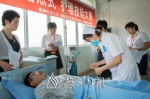 选手根据情景设置进行病情评估判断、制定抢救护理措施，完成护理技能操作。（连志城　摄） - Meizhou.Cn