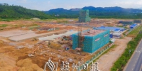 丰顺县饲料生产基地建设项目正在紧张推进。（吴腾江　摄） - Meizhou.Cn