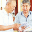 阳江79岁老人致力推广书法艺术 义务为市民写春联 - Southcn.Com
