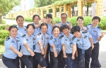 广东省女子强制隔离戒毒所特类人员专管大队的女警们。 - 新浪广东