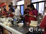 重庆小面成餐饮新宠，每年超万人来渝学习，学费最贵8天32000元 - News.Timedg.Com