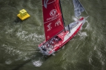 环球帆船赛中国东风队暂居第三 - 体育局