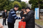 校领导慰问春节在岗值班人员 - 华南农业大学