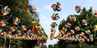 春节黄金周，广州各景点游人如织。图为南海神庙景区。马华 摄 - 新浪广东