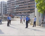 揭阳市榕城区执法队员对考场周边环境进行整治 - 新浪广东