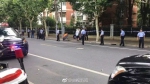 男子在上海持刀砍向学生，2男童死亡，警方通报作案动机，检方提前介入 - News.Timedg.Com
