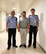 男子潜逃美国21年被上海警方劝返，为天网、猎狐行动对象 - News.Timedg.Com