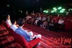 看电影就是做公益 阿里巴巴启动首届公益电影月 - 新浪广东