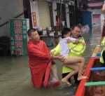 汕头公安洪水中出警1.3万人次 转移安置群众1.9万人 - 新浪广东