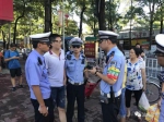 汕头交警强力推进交通秩序 两天40人无证驾驶被拘 - 新浪广东
