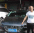 汕头交警发现了两辆涉嫌伪造 变造号牌的小汽车 - 新浪广东