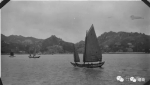 1923年在汕头湾航行的渔船照片，美国南加州大学图书馆藏 - 新浪广东