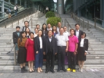 学员与香港中文大学原校长、著名社会学家金耀基合影.jpg - 广东海洋大学