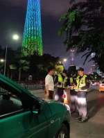 灯光节期间客流增多 广州塔附近19名违章司机被查处 - 新浪广东