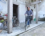 揭西县一男子突发奇想设计无链条自行车 - 新浪广东