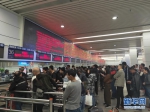 广州火车站增开15个窗口应对春运客流高峰 - 新浪广东
