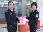 围观！守护国门的女警们如何度过妇女节 - 广东大洋网