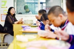 有学校要求校长老师做好陪餐记录 - 广东大洋网
